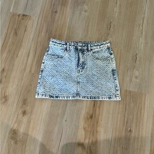 listing-status-banner